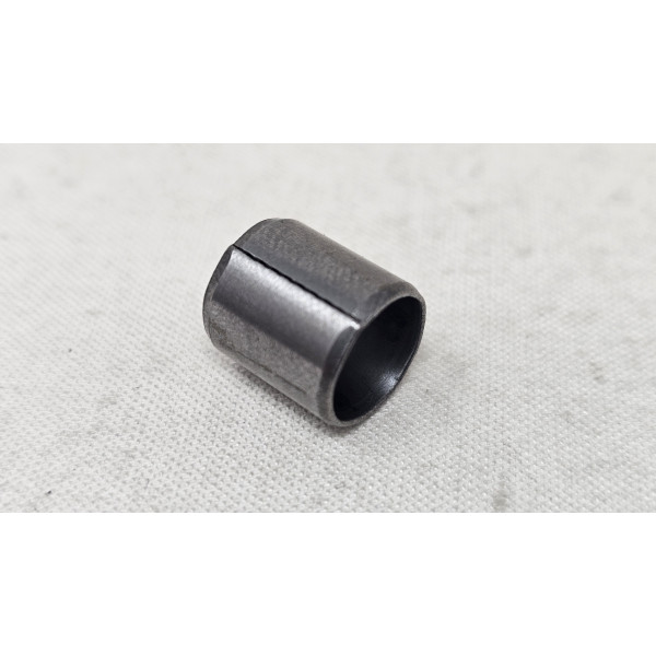 VW Audi Skoda Seat Passhülse für Halter Drehstromgenerator 038103139A 13,5x12,5