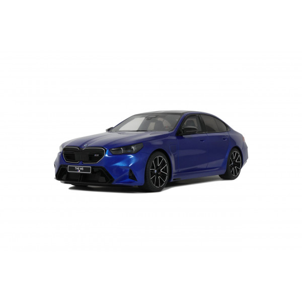BMW M5 Marina Bay Blue Metallic 2024 1:18 Modellauto Blau Metallic GT507