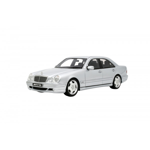 Mercedes-Benz E55 Amg W210 Brilliant Silver 744 2001 1:18 Modellauto OT459