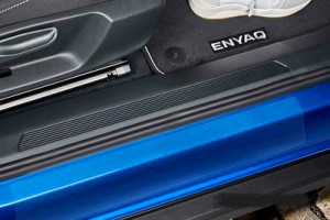 Skoda Enyaq Einstiegsfolien Set vorn links rechts Folie 5LA071310