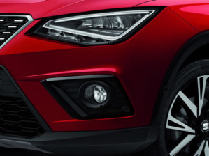 Seat Arona Nebelscheinwerfer Blenden Schwarz Glänzend 6F9071004A Zierblenden NEU Zubehör