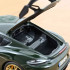 Porsche Cayman GT4 RS mit Weissachpaket 2023 Brewstergreen 1:18 Modell 187250