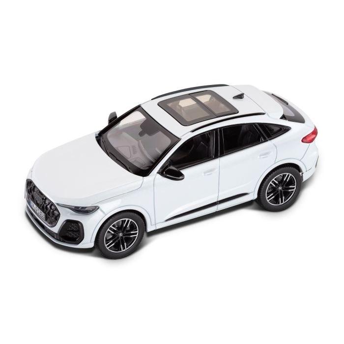 Audi Q5 Sportback 1:43 Gletscherweiß Modellauto 5012505031
