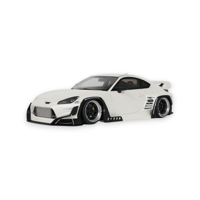 Pandem Toyota GR86 Crystal White 2023 1:18 Modellauto GT Spirit GT498