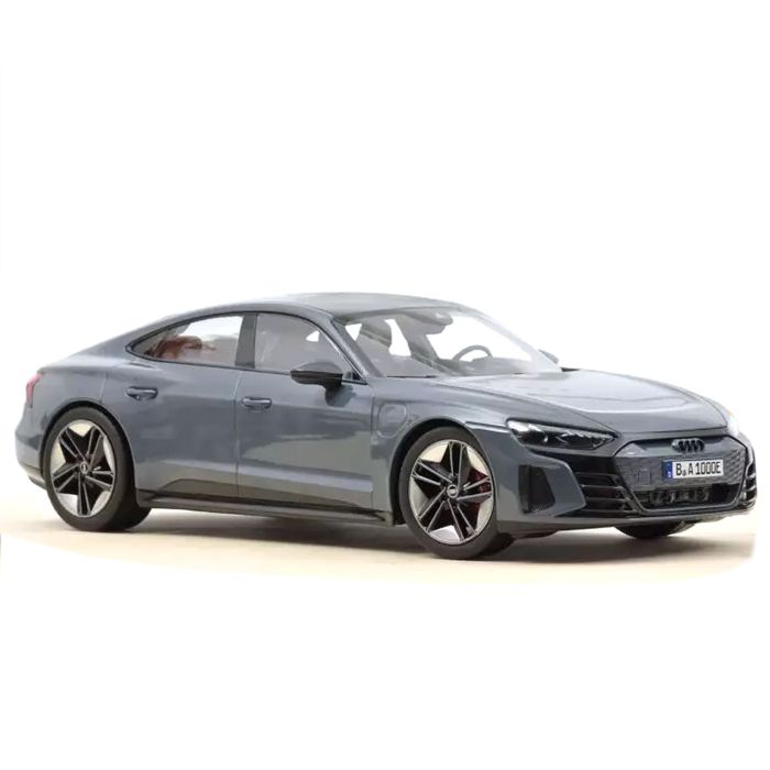 Audi RS e-tron GT 1:18 Modellauto Miniatur 1/18 Grau Metallic Grey Norev 188382