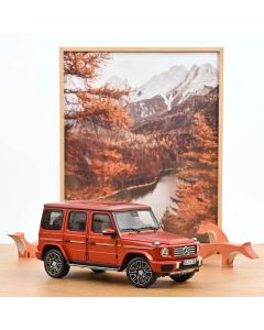 Mercedes Benz G Klasse 2024 Kupferorange 1:18 Modellauto Norev 183033