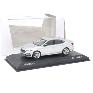 Skoda Octavia Limousine 1:43 Brilliant Silber 5E3099300 A7W Modellauto Miniatur