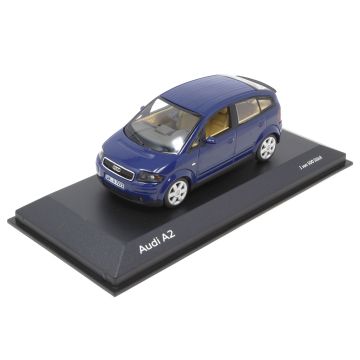 Audi A2 1:43 Modellauto Miniatur 1/43 Brillantblau Blau Blue Minichamps A5-5801