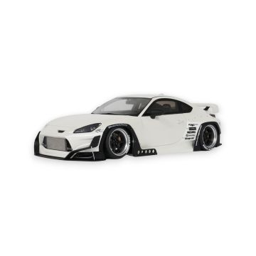 Pandem Toyota GR86 Crystal White 2023 1:18 Modellauto GT Spirit GT498